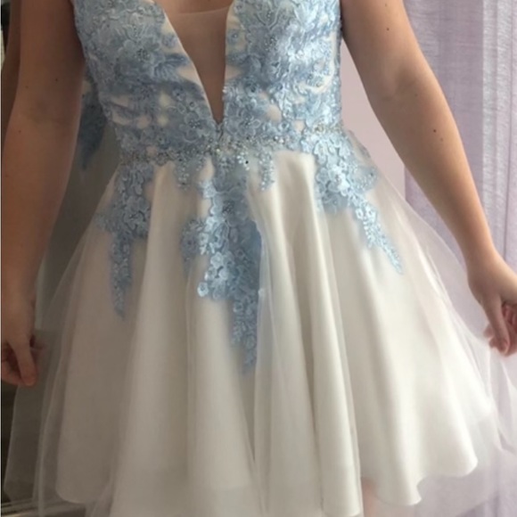 Mint Prom Dress size 6 - Picture 8 of 12
